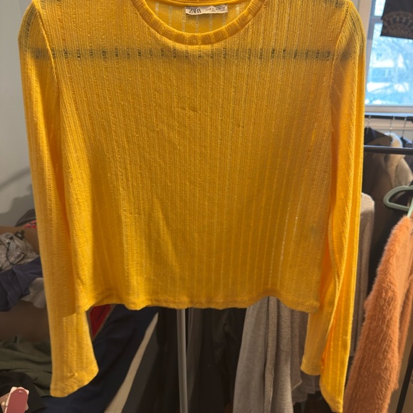 Zara Mustard Ribbed Top - Picture 2 of 5